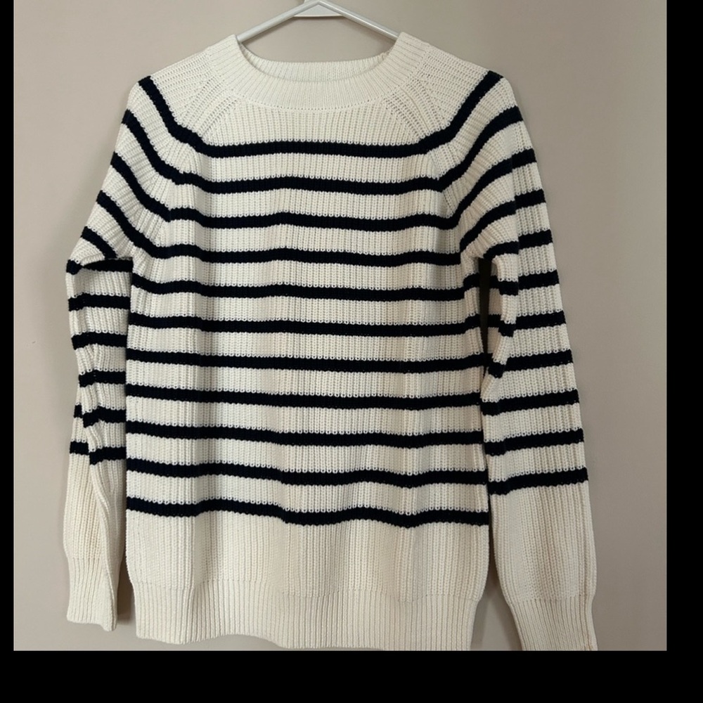 Great Summer Sweater - Layla Organic Cotton Sweater Size XS NWT.